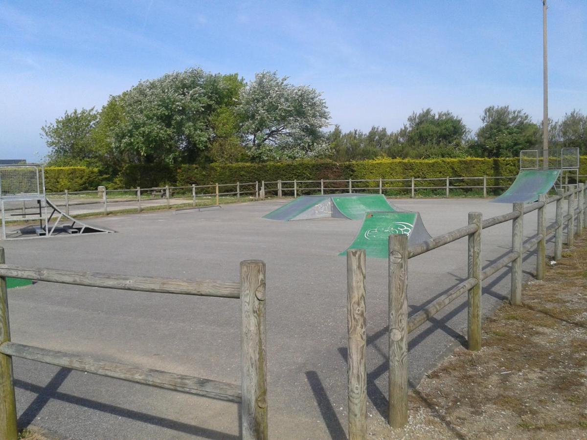 Gite "Rose Des Sables" - 800M De La Plage De Surtainville, Proche Commerces - Piscine En Juillet Et Aout Pokój zdjęcie